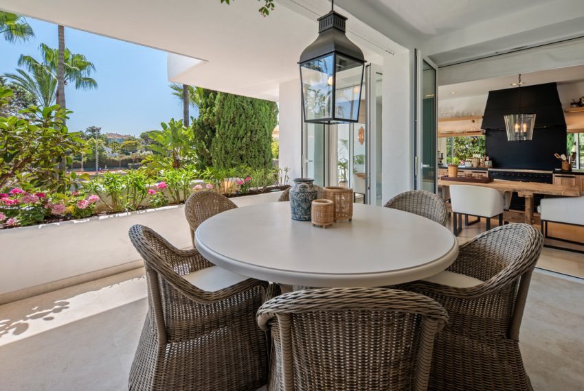 R5411896-Apartment-For-Sale-The-Golden-Mile-Middle-Floor-Apartment-1-Beds-120-Built-12
