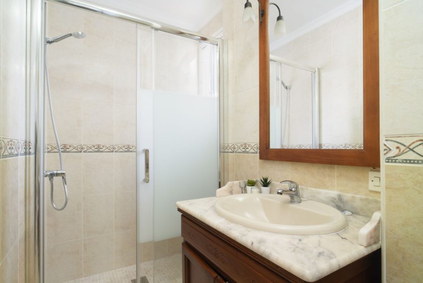R5412400-Apartment-For-Sale-Marbella-Top-Floor-Apartment-2-Beds-70-Built-7