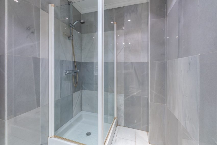 R5412493-Apartment-For-Sale-Marbella-Top-Floor-Apartment-1-Beds-52-Built-15