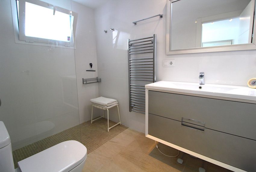 R5413072-House-For-Sale-Aloha-Semi-Detached-House-4-Beds-191-Built-12