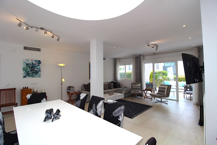 R5413072-House-For-Sale-Aloha-Semi-Detached-House-4-Beds-191-Built-3