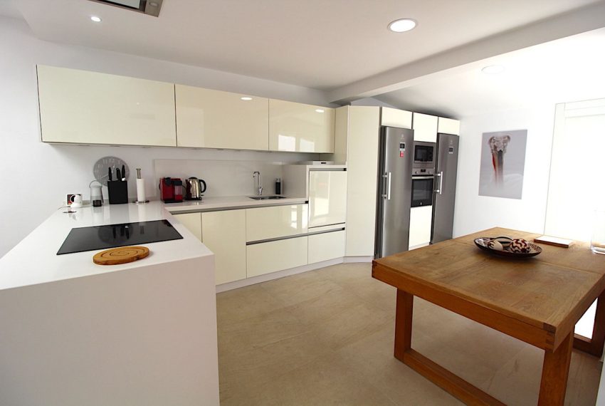 R5413072-House-For-Sale-Aloha-Semi-Detached-House-4-Beds-191-Built-6