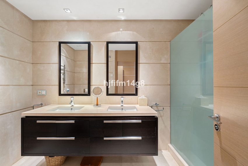 R5413534-Apartment-For-Sale-Benahavis-Ground-Floor-Apartment-2-Beds-124-Built-10