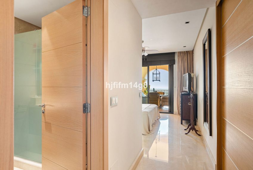 R5413534-Apartment-For-Sale-Benahavis-Ground-Floor-Apartment-2-Beds-124-Built-12