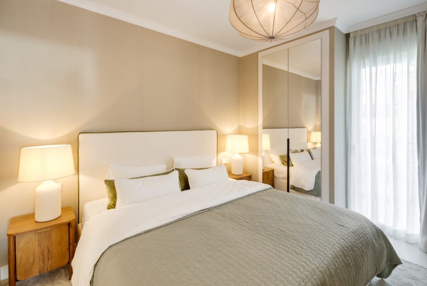 R5413540-Apartment-For-Sale-The-Golden-Mile-Penthouse-Duplex-5-Beds-231-Built-14