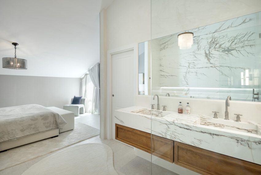 R5413540-Apartment-For-Sale-The-Golden-Mile-Penthouse-Duplex-5-Beds-231-Built-6
