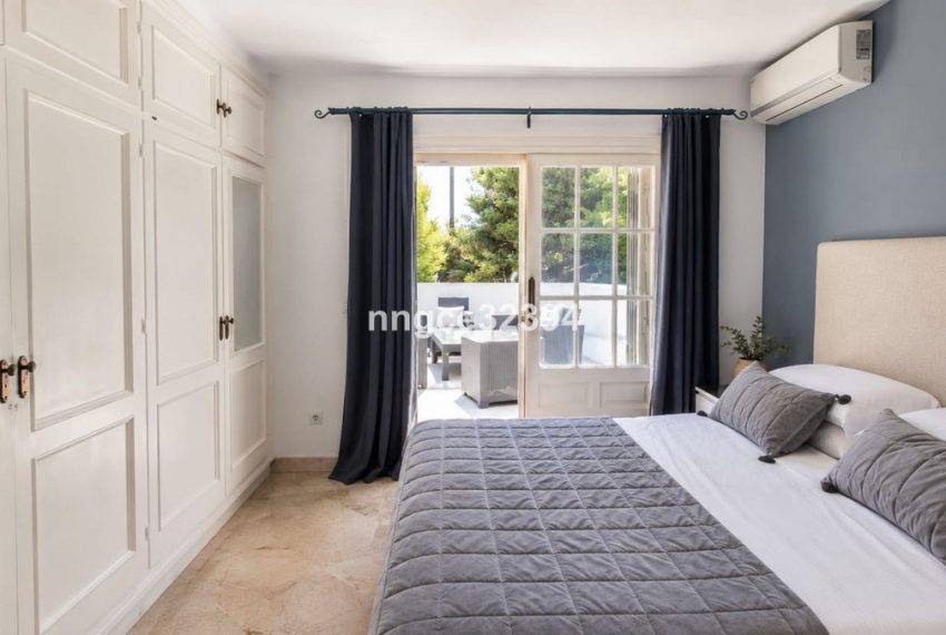 R5414188-Apartment-For-Sale-New-Golden-Mile-Penthouse-6-Beds-635-Built-13