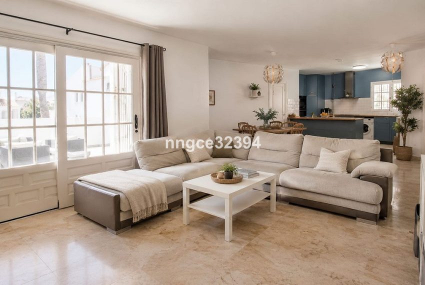 R5414188-Apartment-For-Sale-New-Golden-Mile-Penthouse-6-Beds-635-Built-9