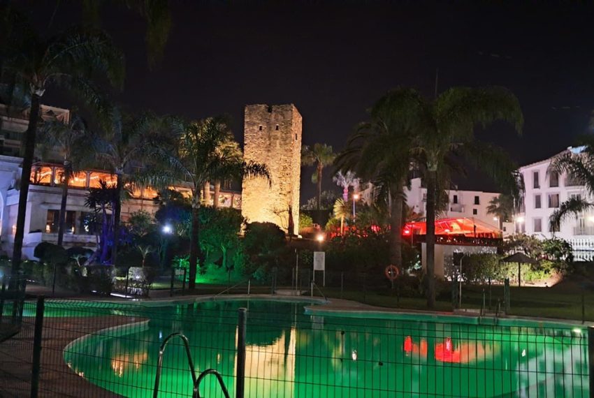 R5414764-Apartment-For-Sale-Puerto-Banus-Middle-Floor-Apartment-3-Beds-275-Built