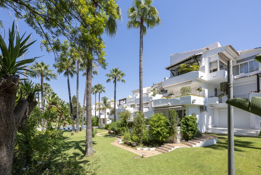 R5417350-Apartment-For-Sale-Puerto-Banus-Penthouse-Duplex-3-Beds-141-Built