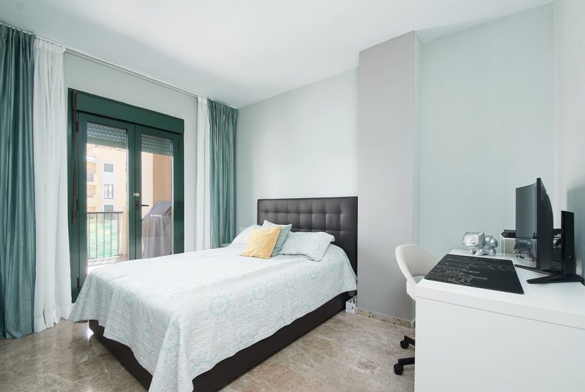 R5418178-Apartment-For-Sale-San-Pedro-de-Alcantara-Middle-Floor-Apartment-3-Beds-180-Built-13