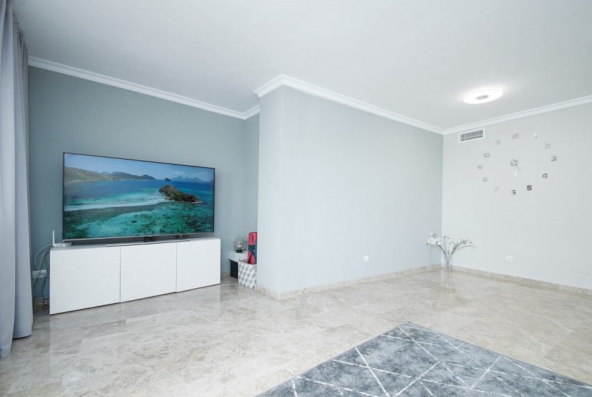 R5418178-Apartment-For-Sale-San-Pedro-de-Alcantara-Middle-Floor-Apartment-3-Beds-180-Built-2