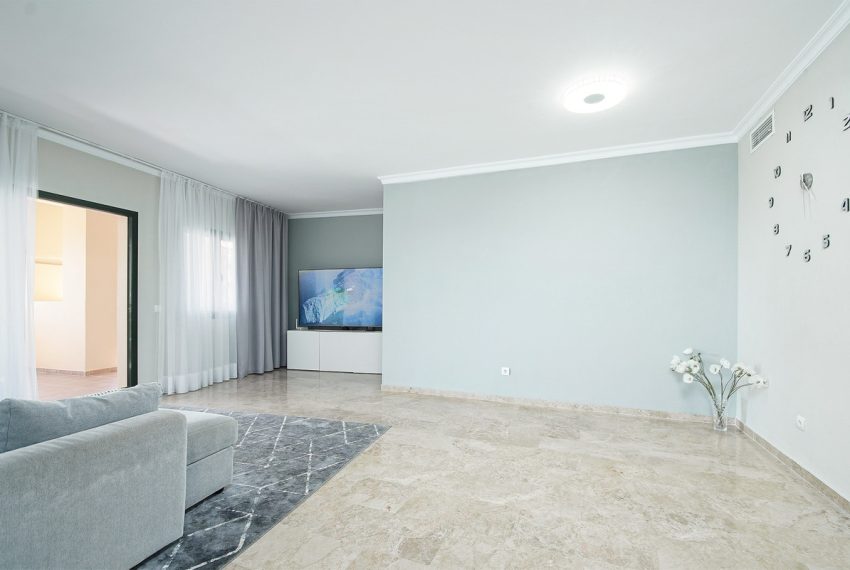 R5418178-Apartment-For-Sale-San-Pedro-de-Alcantara-Middle-Floor-Apartment-3-Beds-180-Built-3