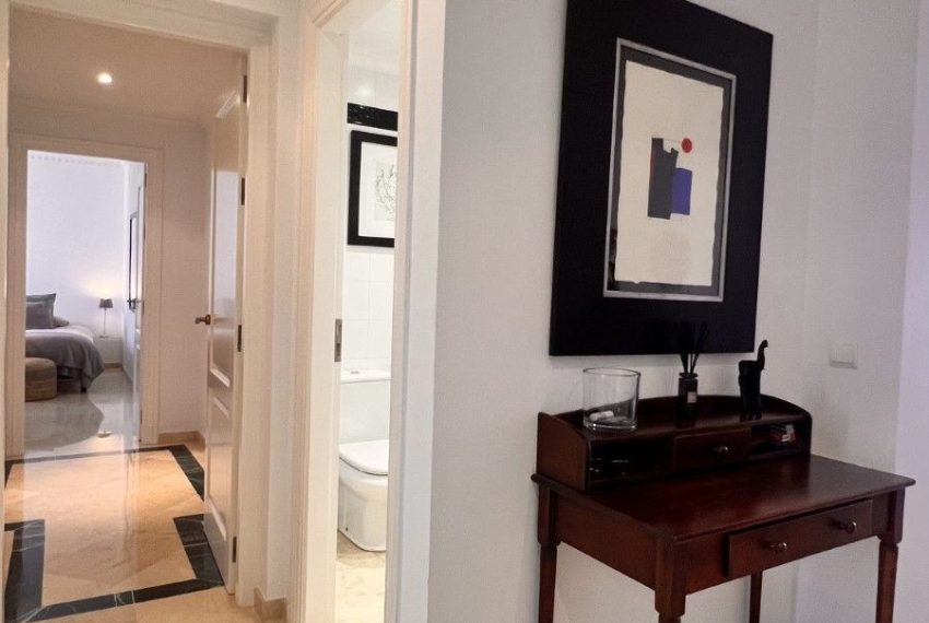 R5419360-Apartment-For-Sale-The-Golden-Mile-Middle-Floor-Apartment-3-Beds-169-Built-12