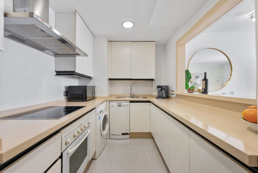R5419447-Apartment-For-Sale-Puerto-Banus-Middle-Floor-Apartment-2-Beds-110-Built-11