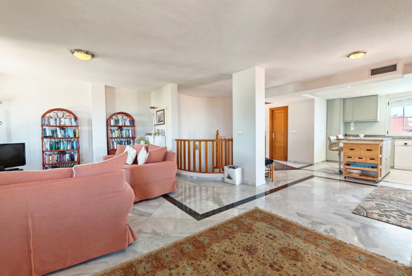 R5419486-Apartment-For-Sale-Marbella-Duplex-3-Beds-167-Built-5