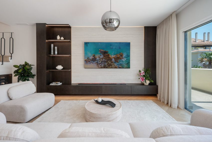 R5419552-Apartment-For-Sale-Nueva-Andalucia-Penthouse-Duplex-3-Beds-129-Built-1