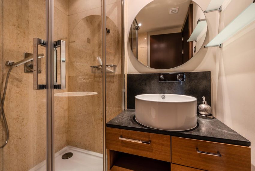 R5419816-Apartment-For-Sale-Benahavis-Ground-Floor-Apartment-3-Beds-125-Built-16
