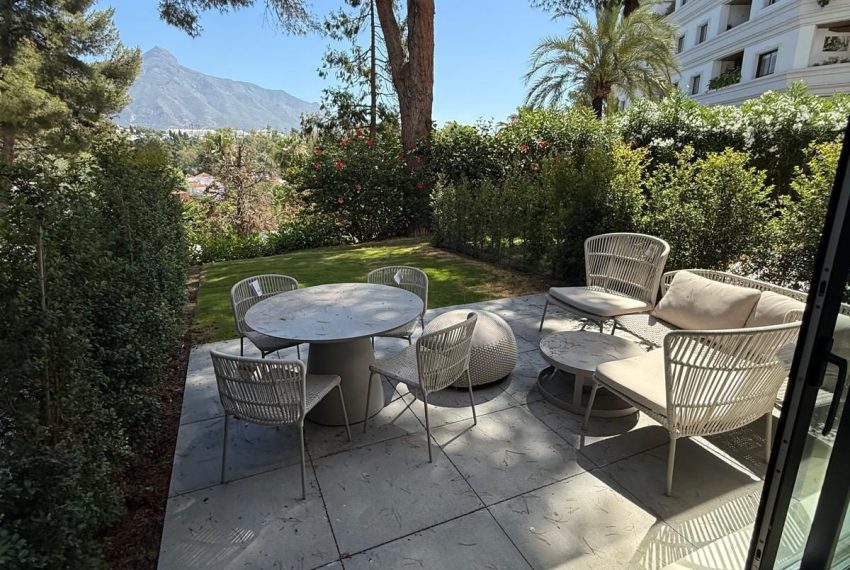 R5419879-Apartment-For-Sale-Nueva-Andalucia-Ground-Floor-Apartment-1-Beds-452-Built-1