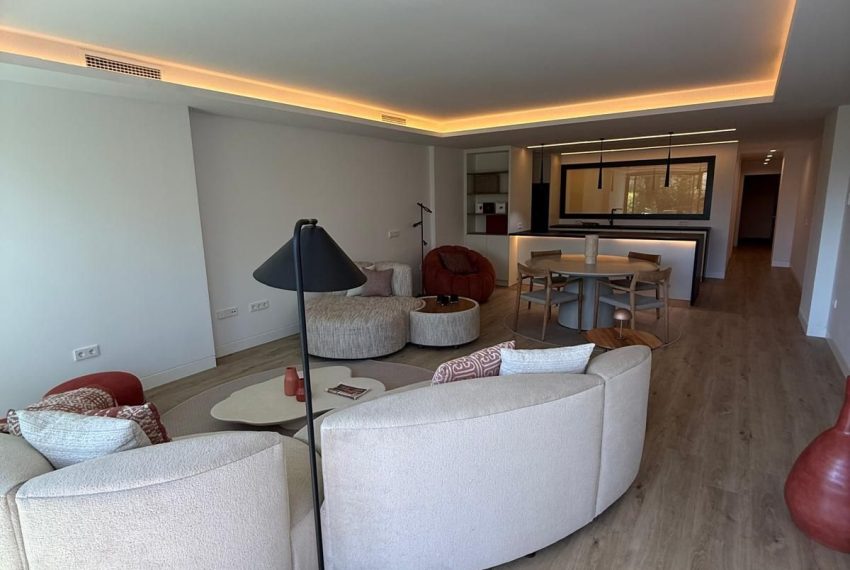 R5419879-Apartment-For-Sale-Nueva-Andalucia-Ground-Floor-Apartment-1-Beds-452-Built-3