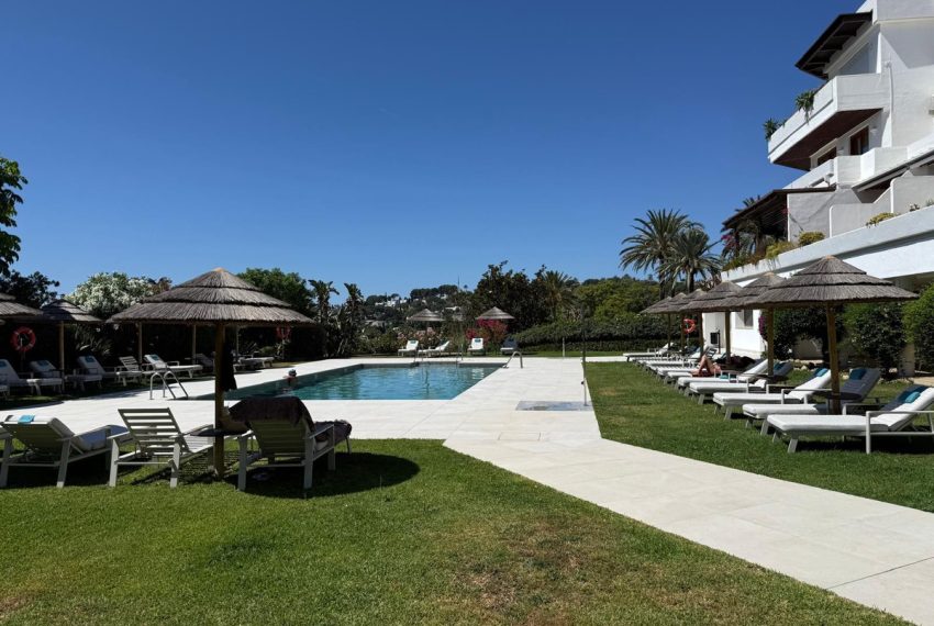R5419879-Apartment-For-Sale-Nueva-Andalucia-Ground-Floor-Apartment-1-Beds-452-Built