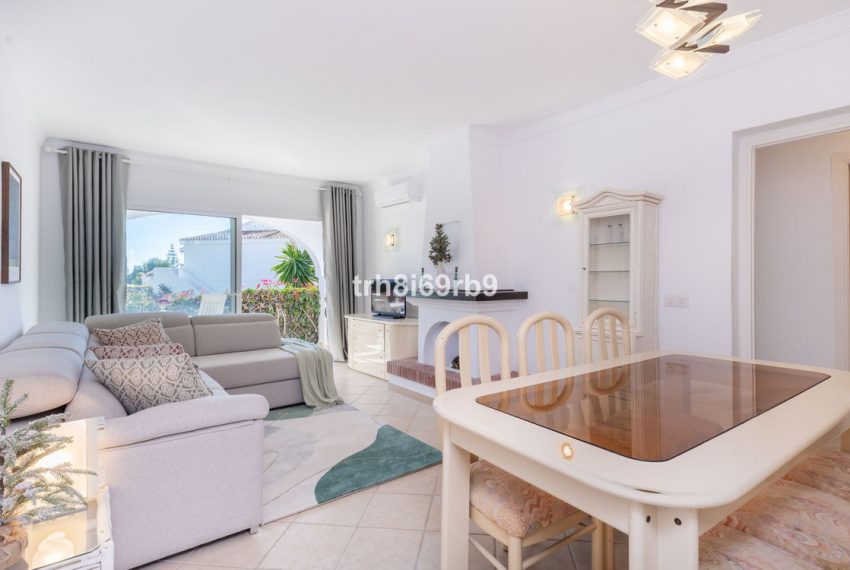 R5419918-Apartment-For-Sale-Benahavis-Middle-Floor-Apartment-2-Beds-59-Built-2