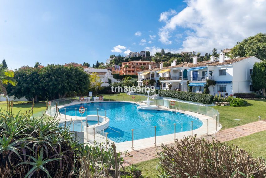 R5419918-Apartment-For-Sale-Benahavis-Middle-Floor-Apartment-2-Beds-59-Built