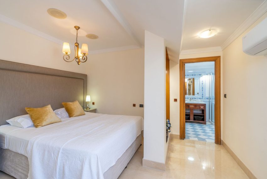 R5421190-Apartment-For-Sale-Marbella-Penthouse-5-Beds-210-Built-14