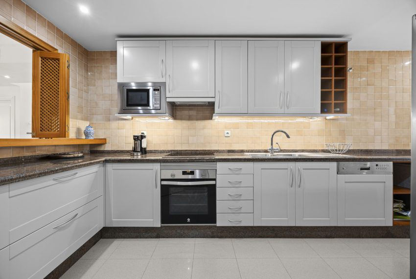 R5421379-Apartment-For-Sale-San-Pedro-de-Alcantara-Penthouse-Duplex-3-Beds-238-Built-11