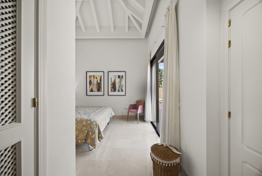 R5421379-Apartment-For-Sale-San-Pedro-de-Alcantara-Penthouse-Duplex-3-Beds-238-Built-14