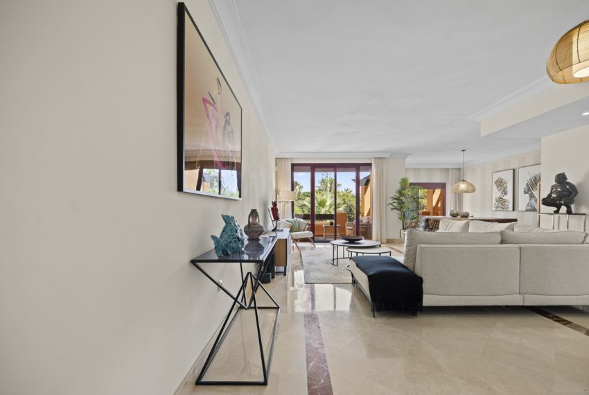 R5421379-Apartment-For-Sale-San-Pedro-de-Alcantara-Penthouse-Duplex-3-Beds-238-Built-8