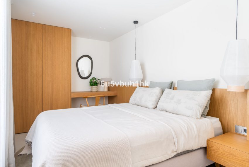R5421829-House-For-Sale-Nueva-Andalucia-Townhouse-4-Beds-170-Built-10