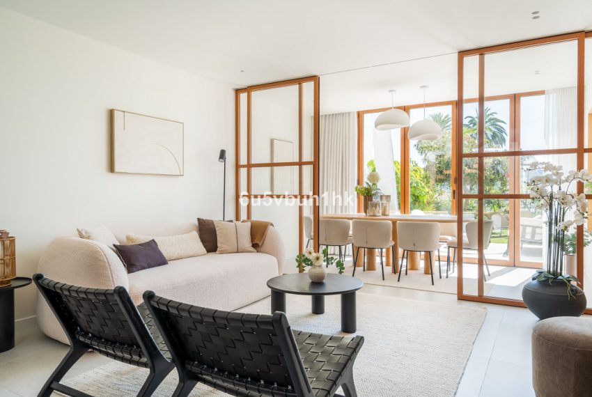R5421829-House-For-Sale-Nueva-Andalucia-Townhouse-4-Beds-170-Built-2