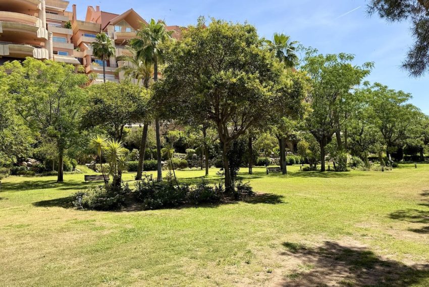 R5422051-Apartment-For-Sale-Nueva-Andalucia-Middle-Floor-Apartment-2-Beds-129-Built-18