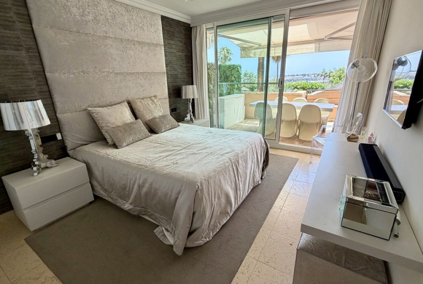 R5422051-Apartment-For-Sale-Nueva-Andalucia-Middle-Floor-Apartment-2-Beds-129-Built-19