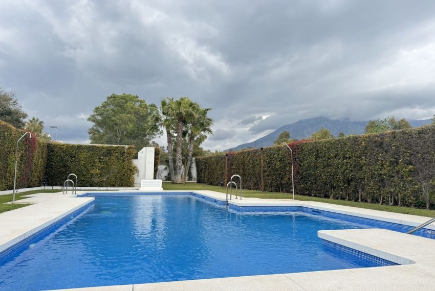 R5422447-Apartment-For-Sale-Nueva-Andalucia-Ground-Floor-Apartment-2-Beds-95-Built