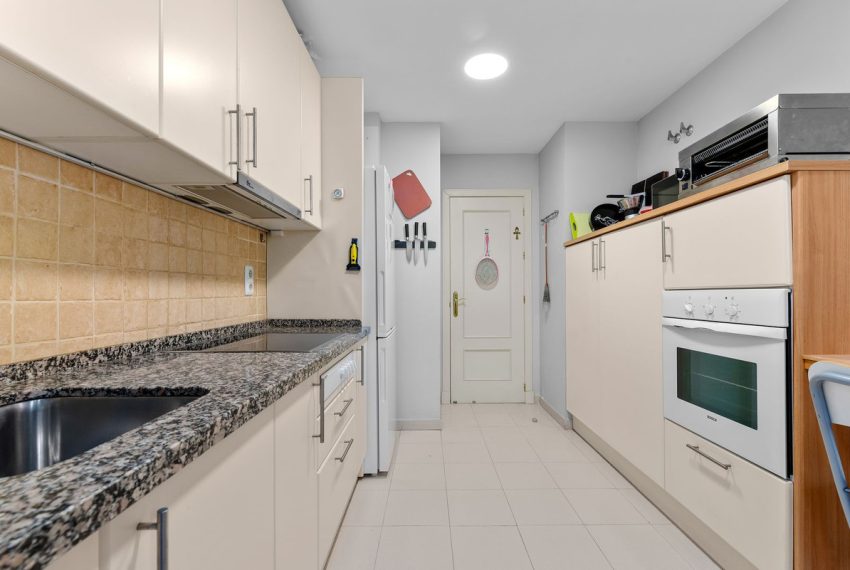R5422486-Apartment-For-Sale-Benahavis-Ground-Floor-Apartment-2-Beds-127-Built-10