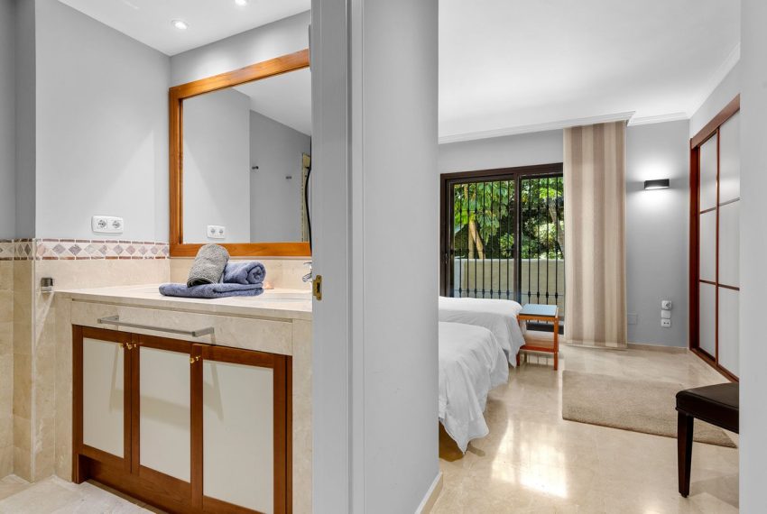 R5422486-Apartment-For-Sale-Benahavis-Ground-Floor-Apartment-2-Beds-127-Built-12
