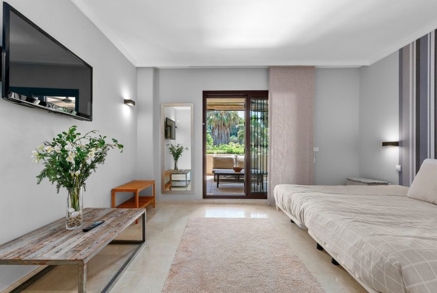 R5422486-Apartment-For-Sale-Benahavis-Ground-Floor-Apartment-2-Beds-127-Built-17