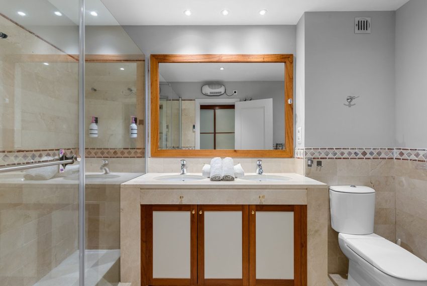 R5422486-Apartment-For-Sale-Benahavis-Ground-Floor-Apartment-2-Beds-127-Built-19