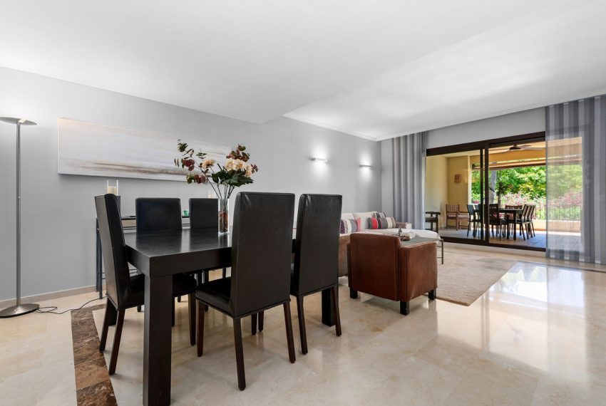 R5422486-Apartment-For-Sale-Benahavis-Ground-Floor-Apartment-2-Beds-127-Built-2
