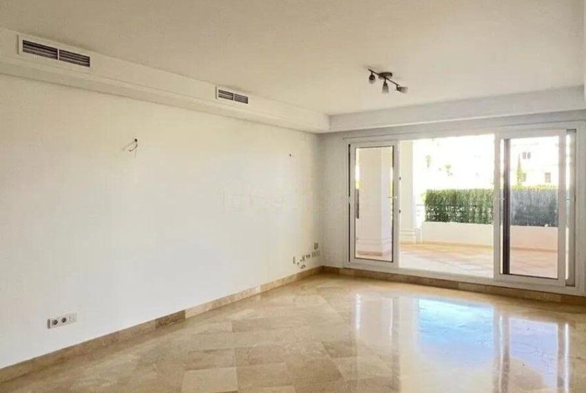 R5423332-Apartment-For-Sale-Nueva-Andalucia-Middle-Floor-Apartment-2-Beds-110-Built-2