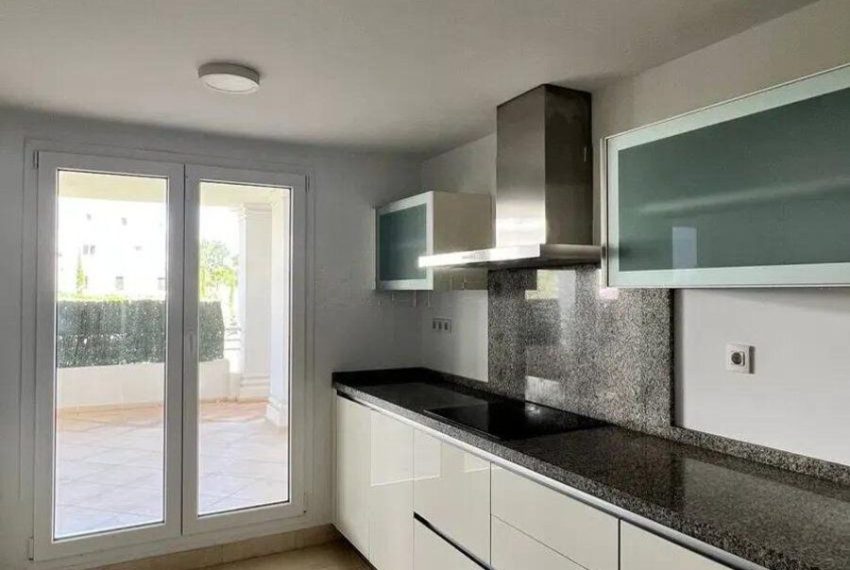 R5423332-Apartment-For-Sale-Nueva-Andalucia-Middle-Floor-Apartment-2-Beds-110-Built-8