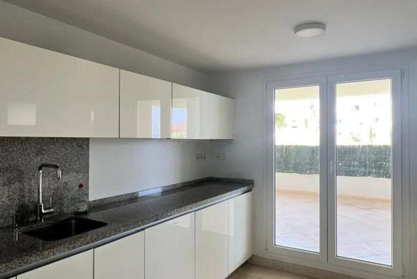 R5423332-Apartment-For-Sale-Nueva-Andalucia-Middle-Floor-Apartment-2-Beds-110-Built-9