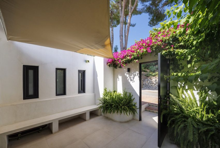 R5423362-House-For-Sale-Nueva-Andalucia-Semi-Detached-House-3-Beds-165-Built-2