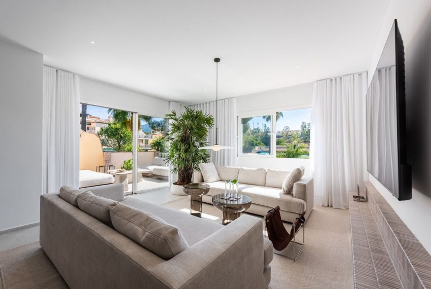 R5423530-Apartment-For-Sale-Nueva-Andalucia-Penthouse-3-Beds-120-Built-14