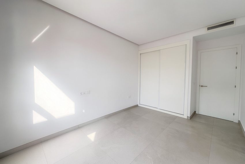 R5424022-Apartment-For-Sale-La-Quinta-Penthouse-Duplex-3-Beds-363-Built-13