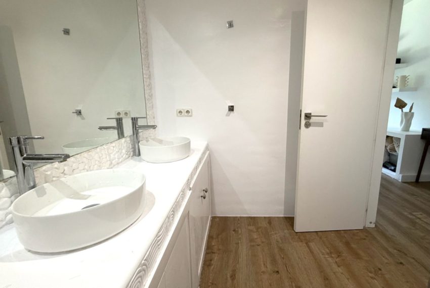 R5424295-Apartment-For-Sale-Marbella-Ground-Floor-Apartment-2-Beds-104-Built-12
