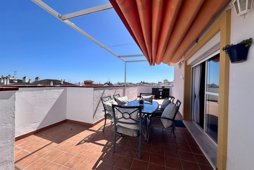 R5424481-Apartment-For-Sale-San-Pedro-de-Alcantara-Penthouse-3-Beds-230-Built-1