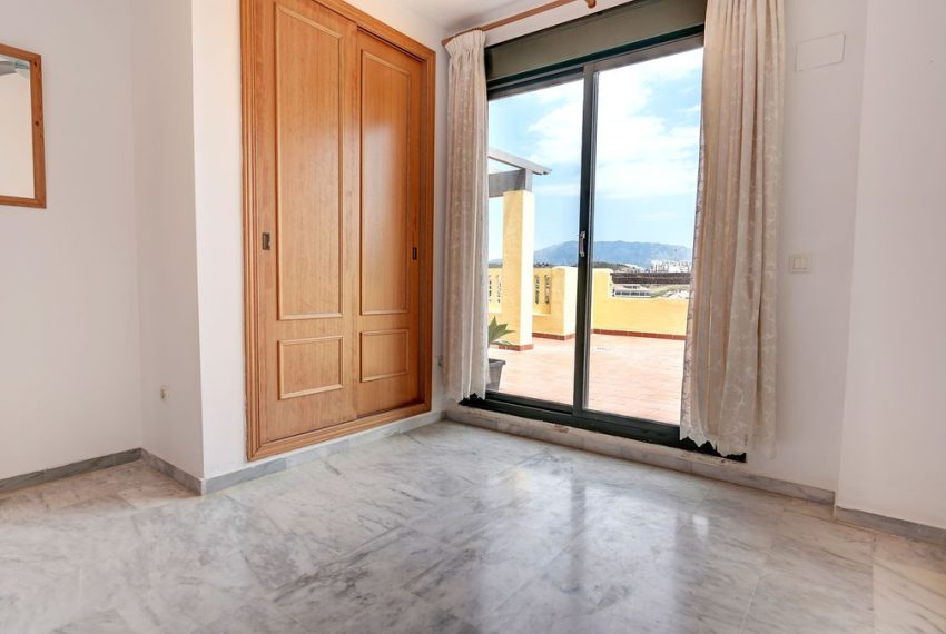 R5425105-Apartment-For-Sale-Miraflores-Penthouse-2-Beds-94-Built-12